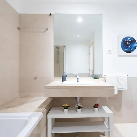 1 Bed With Balcony Pool And Tennis Apartment Quarteira