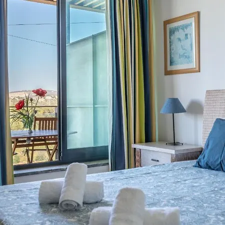 1 Bed With Balcony Pool And Tennis * Quarteira