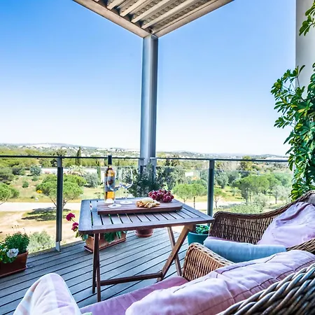 公寓 1 Bed With Balcony Pool And Tennis *
