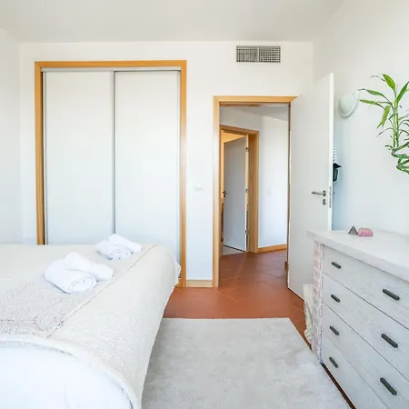 1 Bed With Balcony Pool And Tennis Apartment