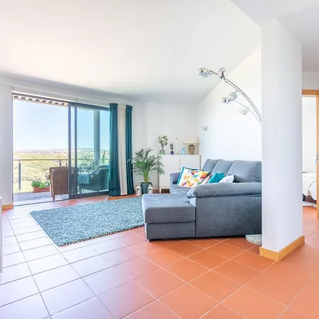 1 Bed With Balcony Pool And Tennis