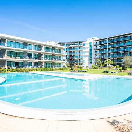 1 Bed With Balcony Pool And Tennis 公寓 *